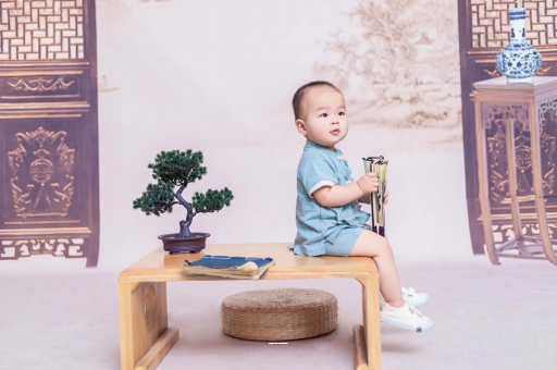 湘潭宝宝眼睛肿是什么原因